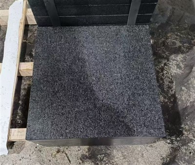 Angola crni granit isklesana završna obrada