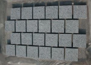 Bela granitna obloga